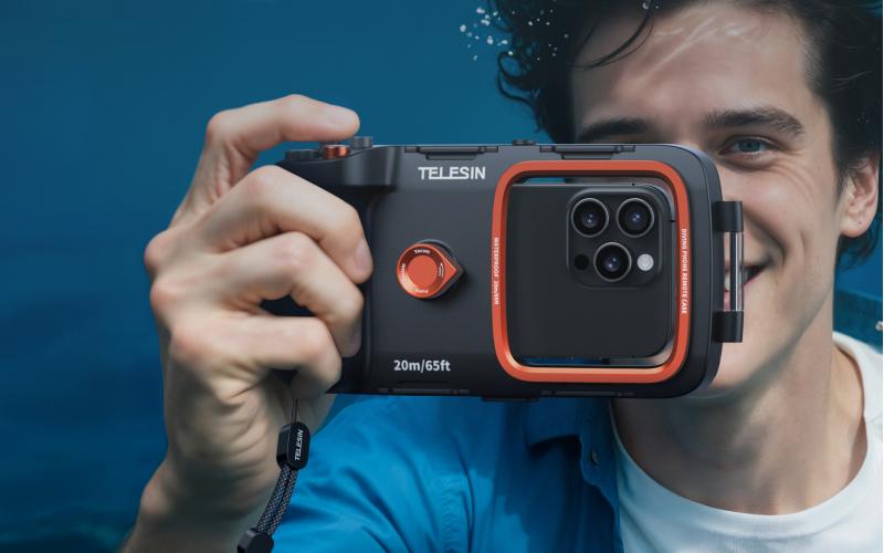 Dive Into a New World: Capture Stunning Underwater Shots with Just Your Phone
